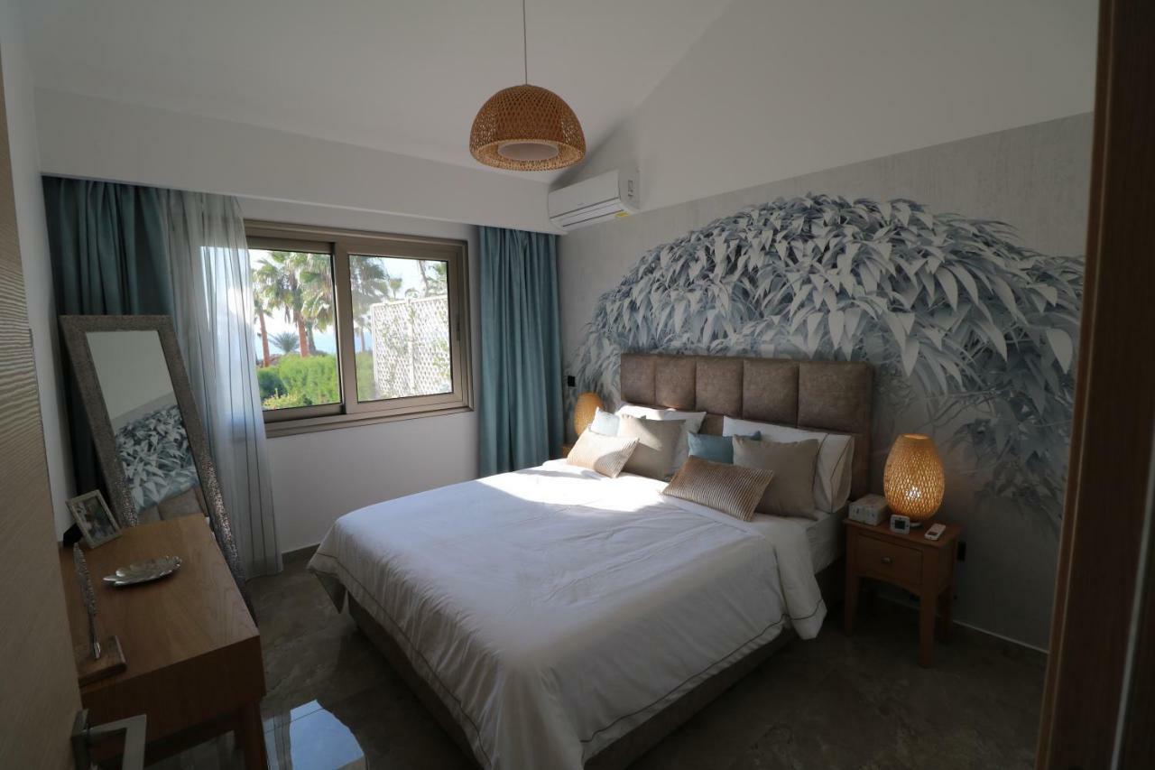 Yulya Villa By Taimoura Paphos Exterior photo