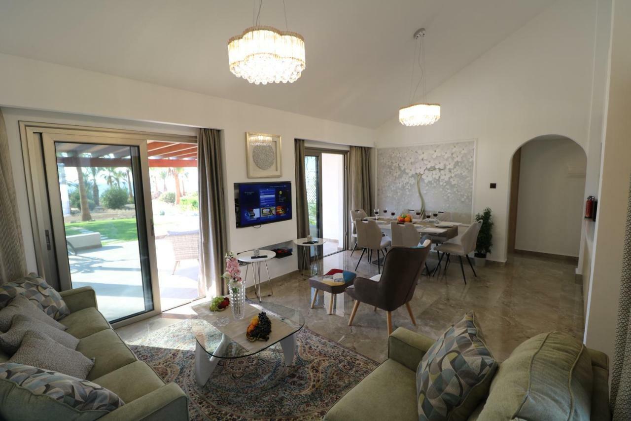 Yulya Villa By Taimoura Paphos Exterior photo