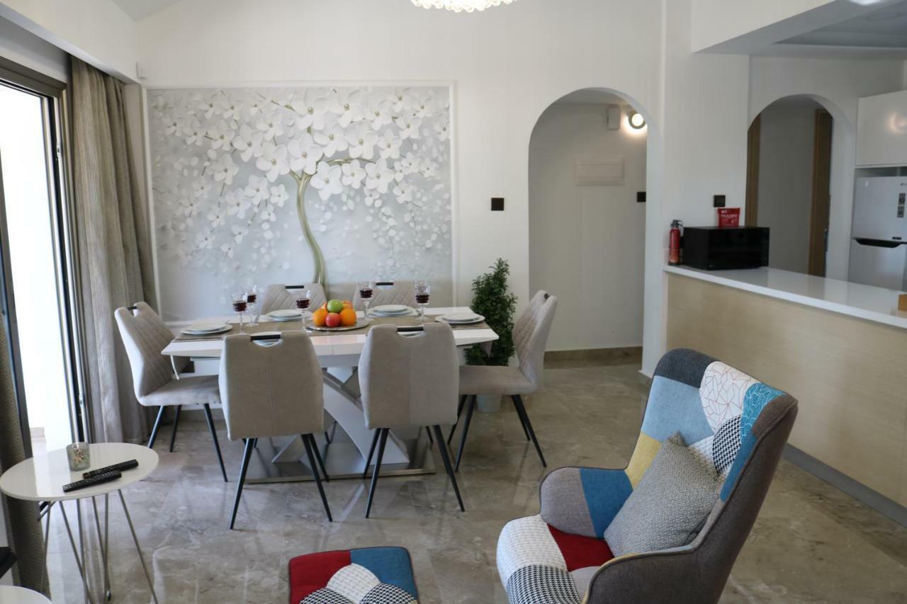 Yulya Villa By Taimoura Paphos Exterior photo