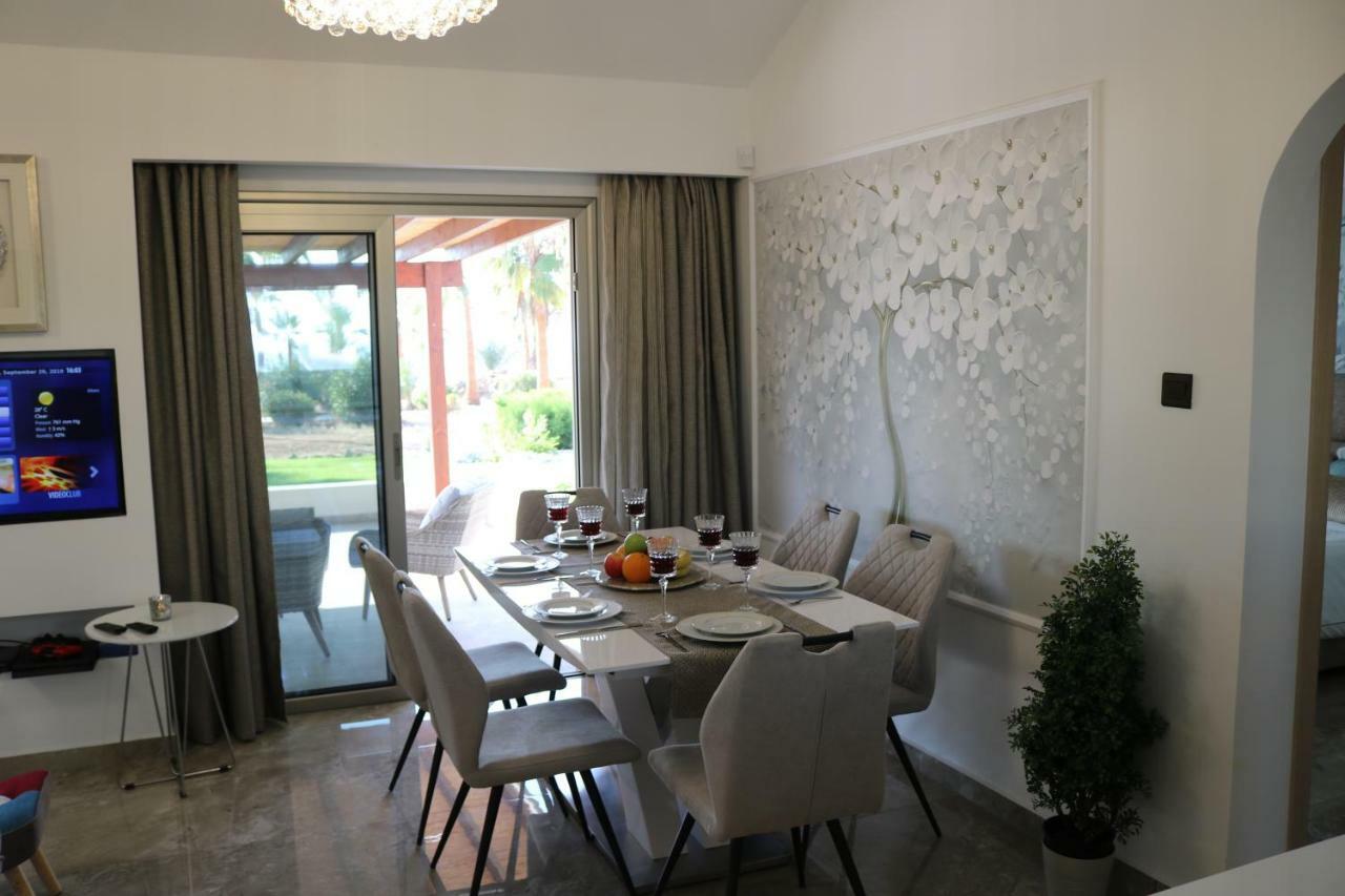 Yulya Villa By Taimoura Paphos Exterior photo
